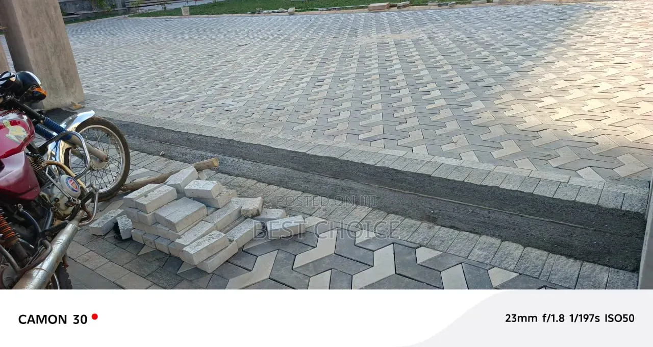 Expert Pavers Installation Services/Land Scaping, Styled to Impress.