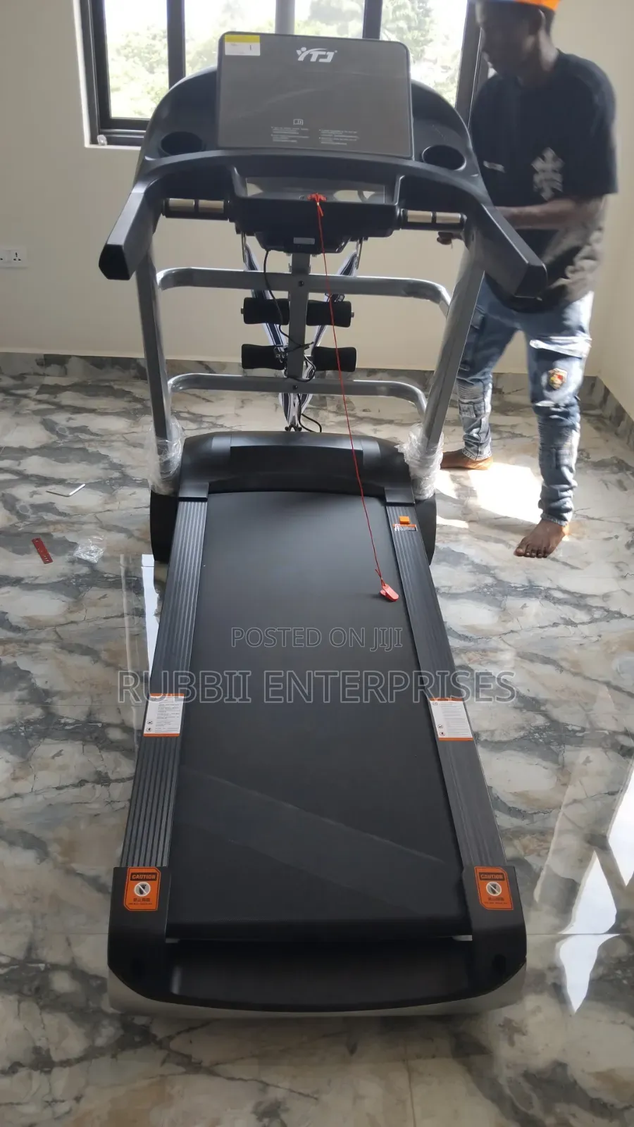 Motorised Tread Mill (Incline)