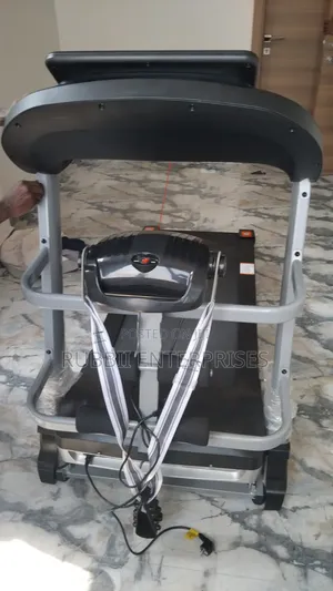 Motorised Tread Mill (Incline)