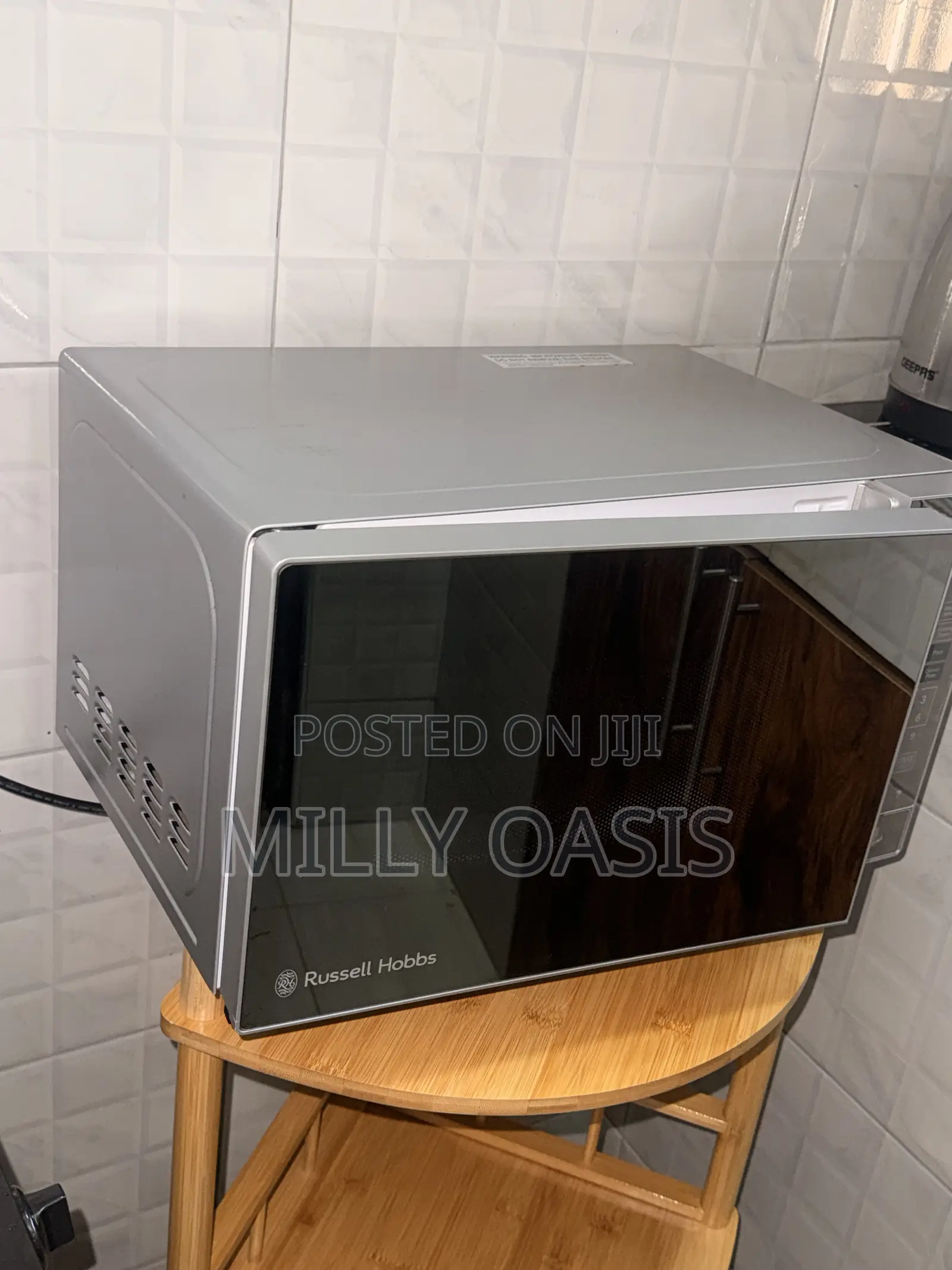 Russell Hobbs Digital Microwave Oven – Excellent Condition