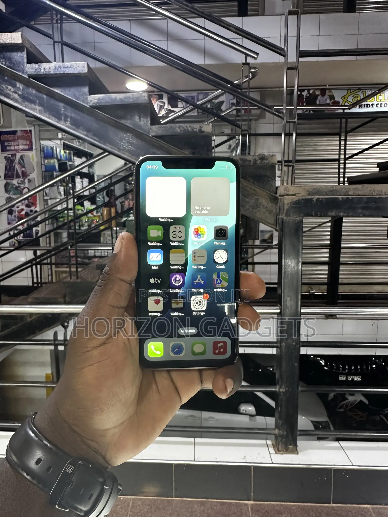 Apple iPhone X 64 GB Gold