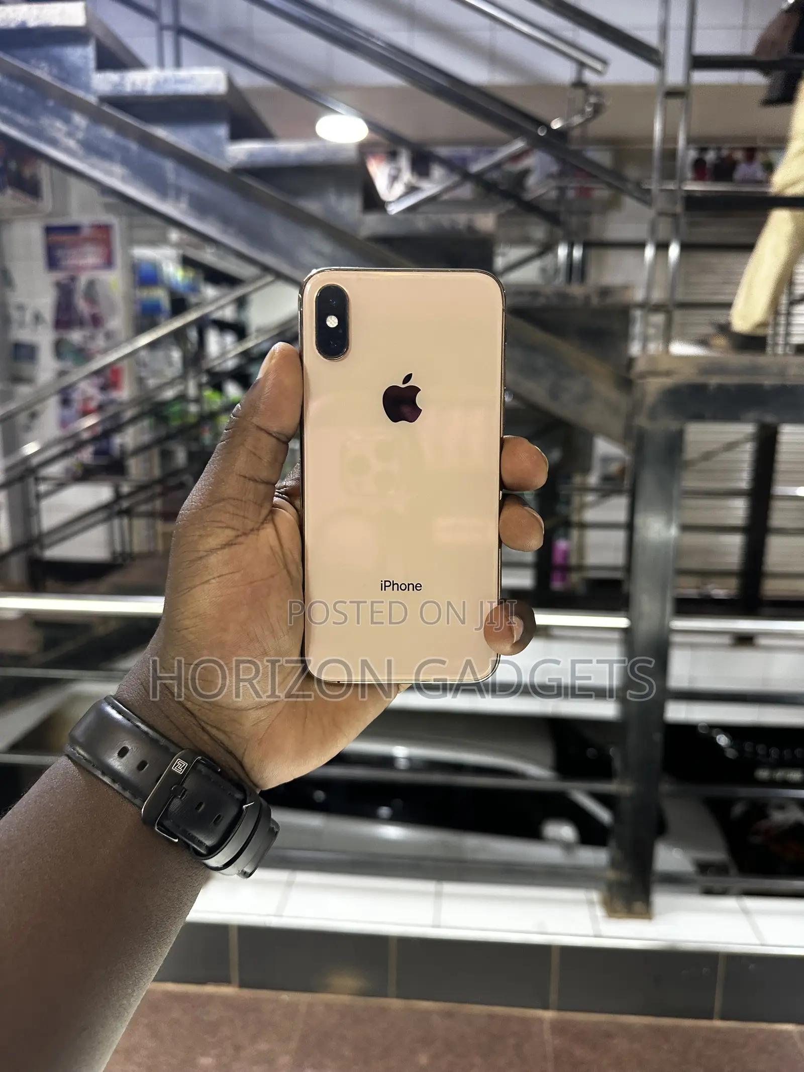 Apple iPhone X 64 GB Gold