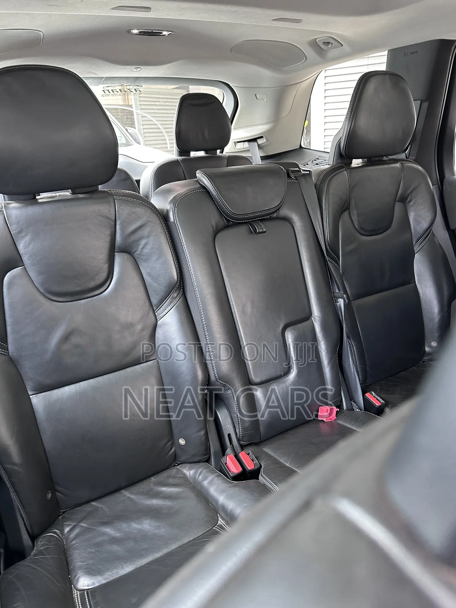 Volvo XC60 2018 Gold
