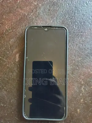 Infinix Hot 8 64 GB Purple