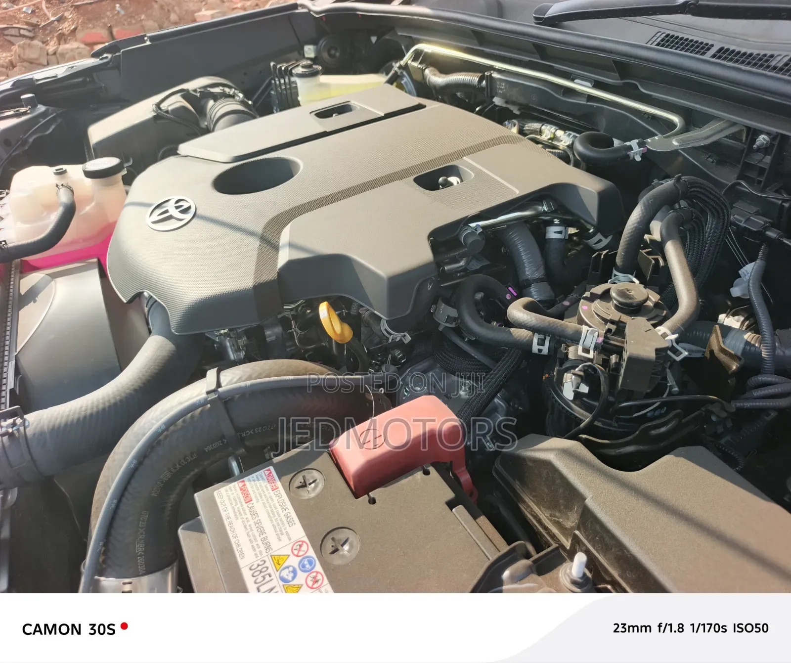New Toyota Hilux 2025 Gray