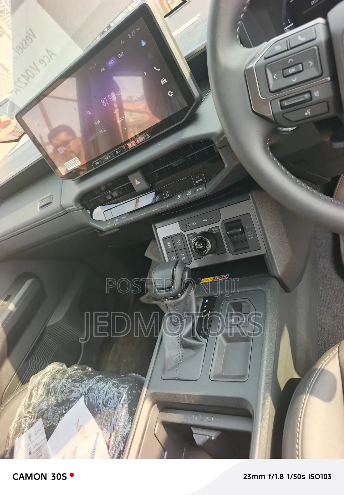 New Toyota Hilux 2025 Gray