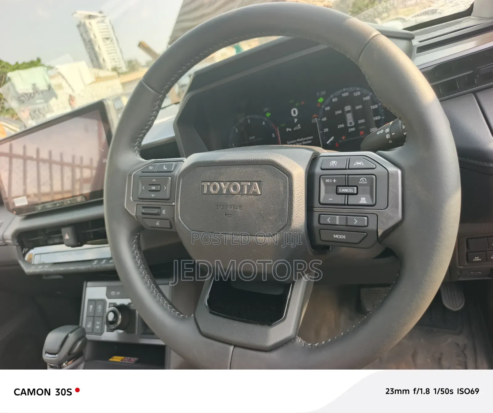 New Toyota Hilux 2025 Gray