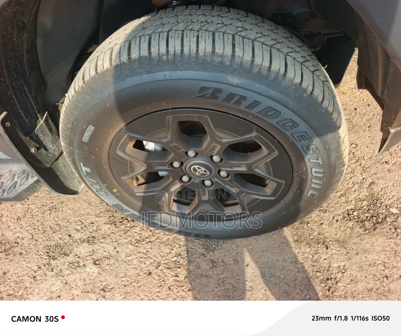 New Toyota Hilux 2025 Gray