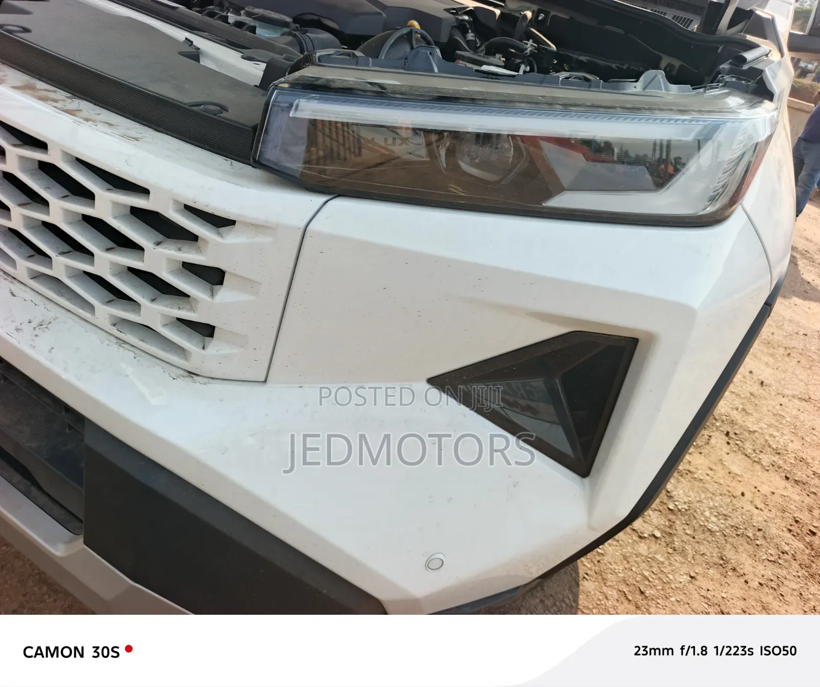 New Toyota Hilux 2025 White