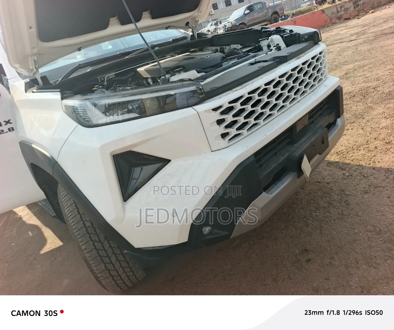 New Toyota Hilux 2025 White