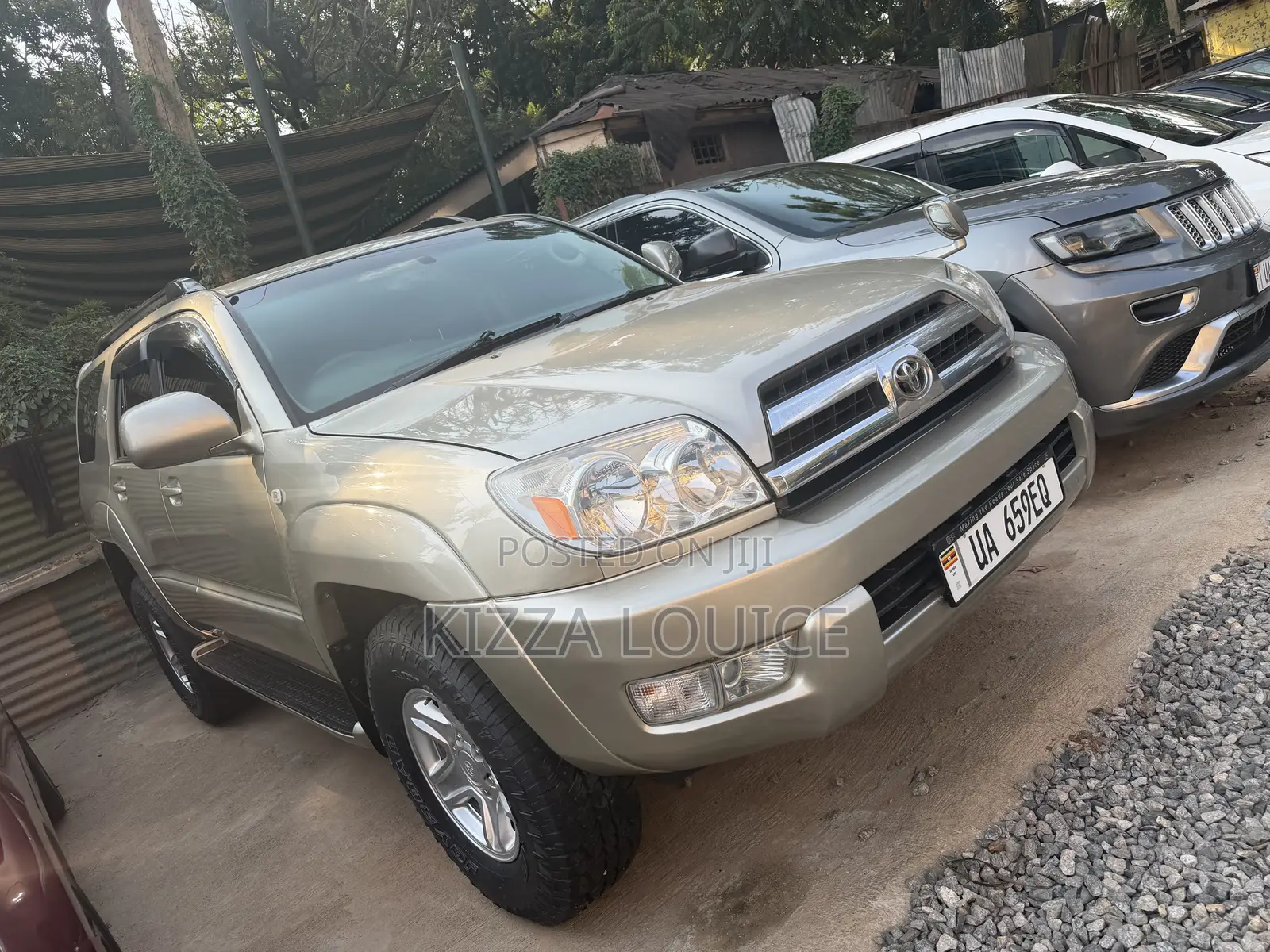 Toyota Hilux Surf 2009 Gold