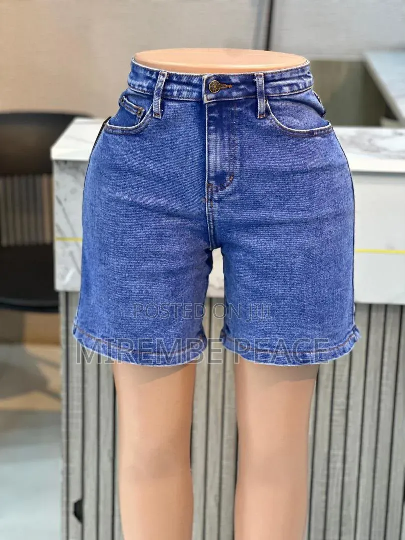 3 Quarter Jeans