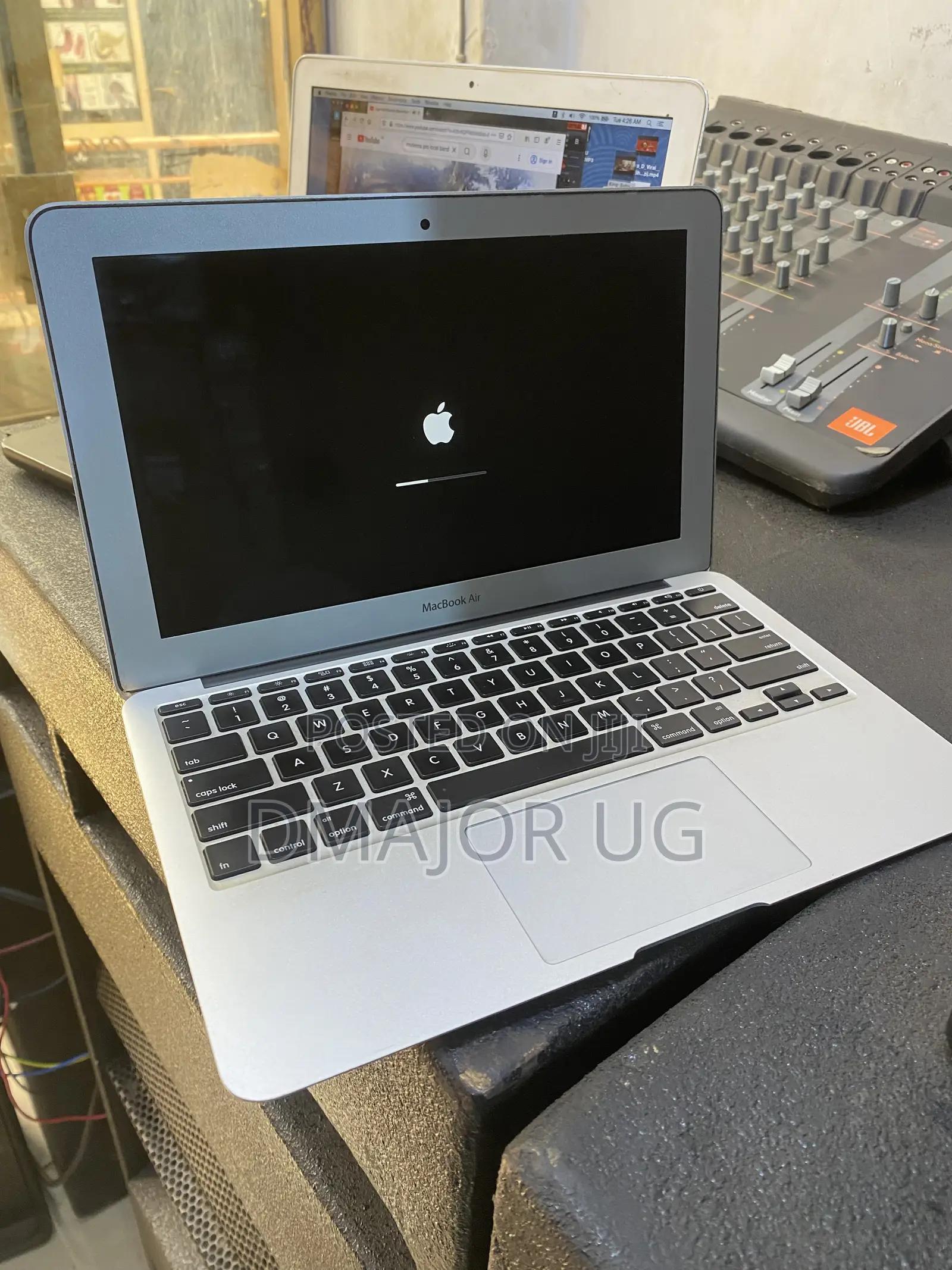 Laptop Apple MacBook Air 4GB Intel Core i5 SSD 128GB