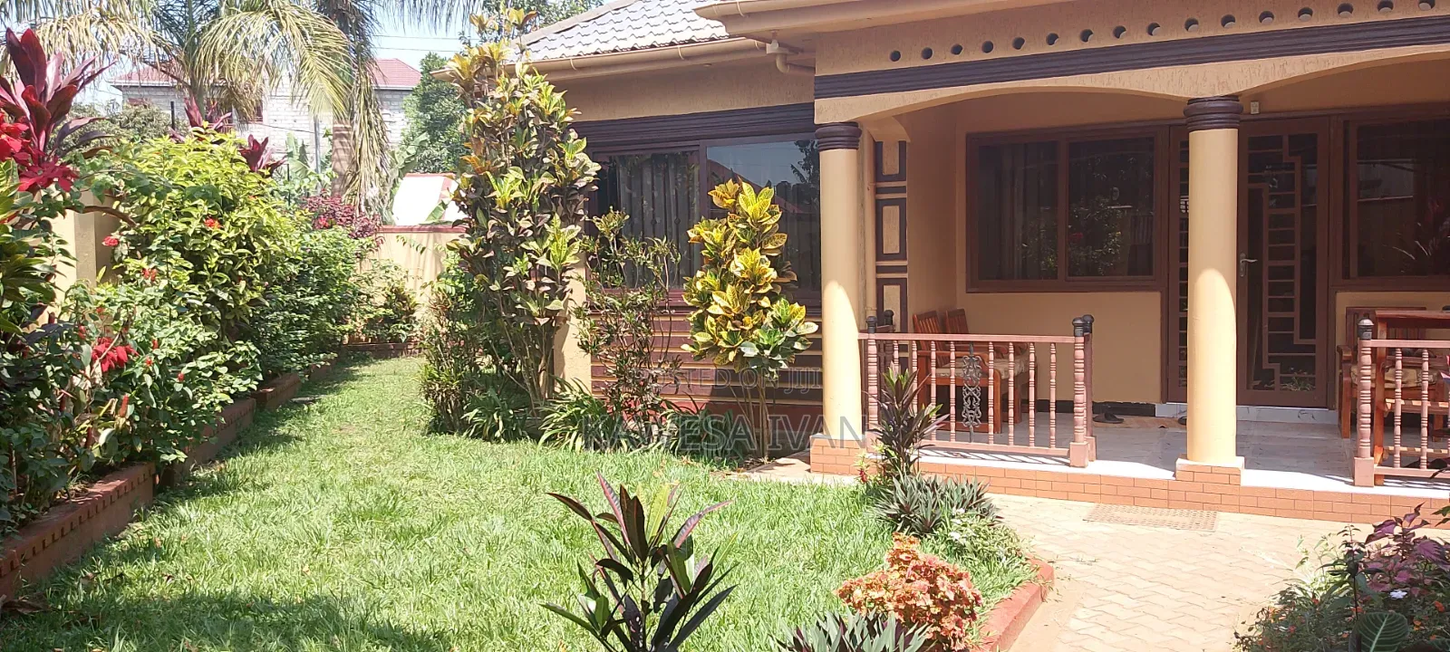 3bdrm Bungalow in Katabi for sale