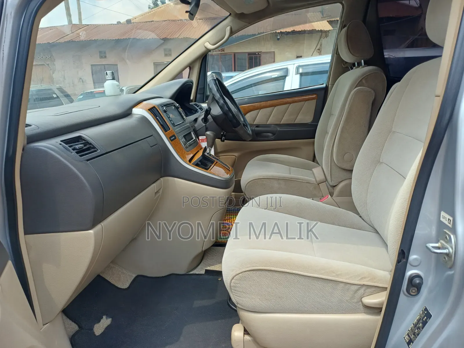 Toyota Alphard 2008 Silver