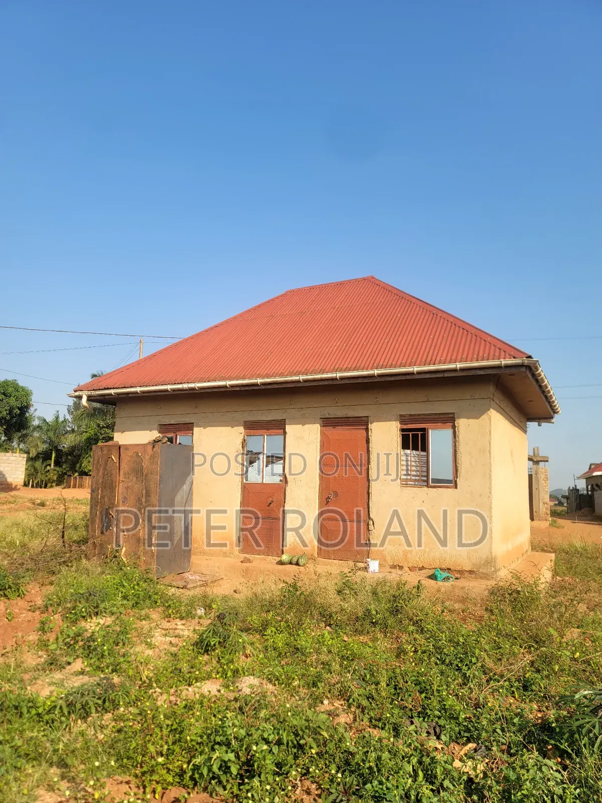 4bdrm House in Nsangi for sale