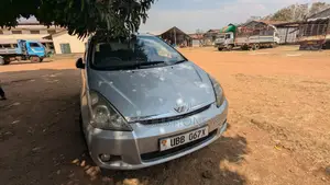 Toyota Wish 2006 Silver