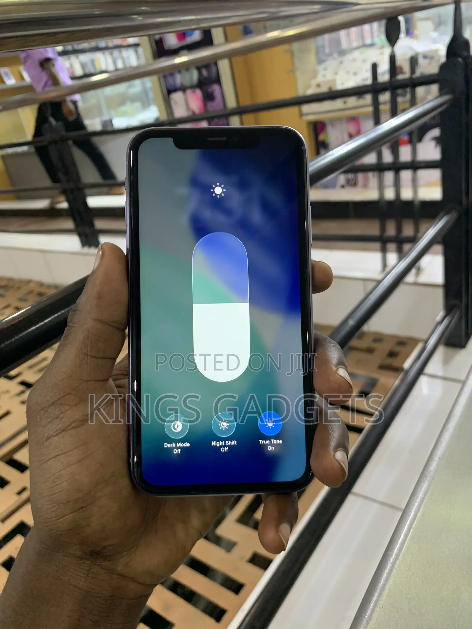 Apple iPhone 11 64 GB Purple