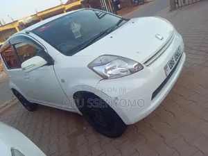 Toyota Passo 2007 White