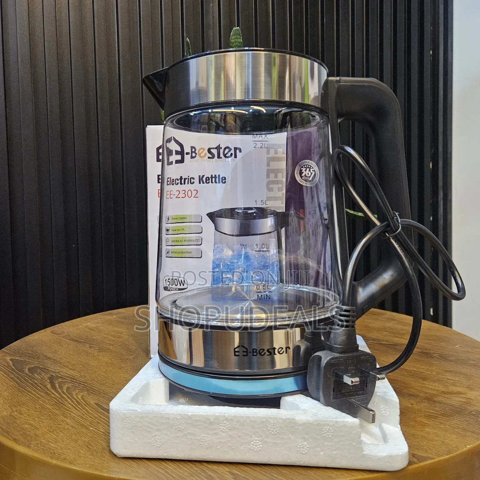 Bester Ee-2302 Is a 1500w Glass Electric Kettle
