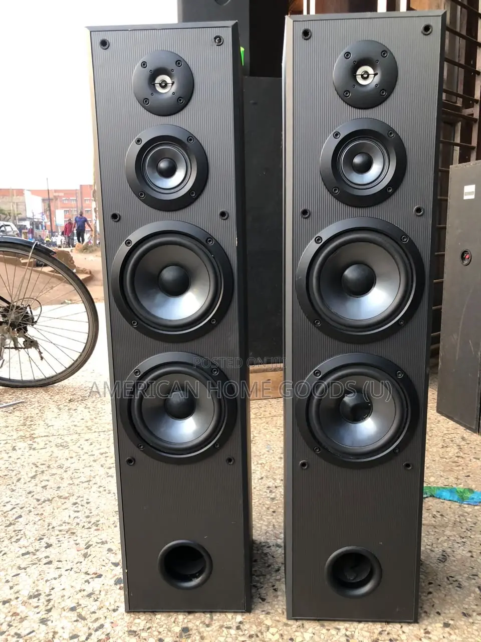 Pair of Sony Home Theater Professional Dolby Standing Speakers 150wats