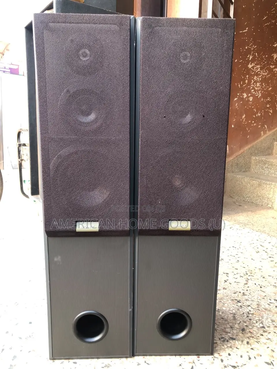Pair of Sony Home Theater Professional Dolby Standing Speakers 150wats