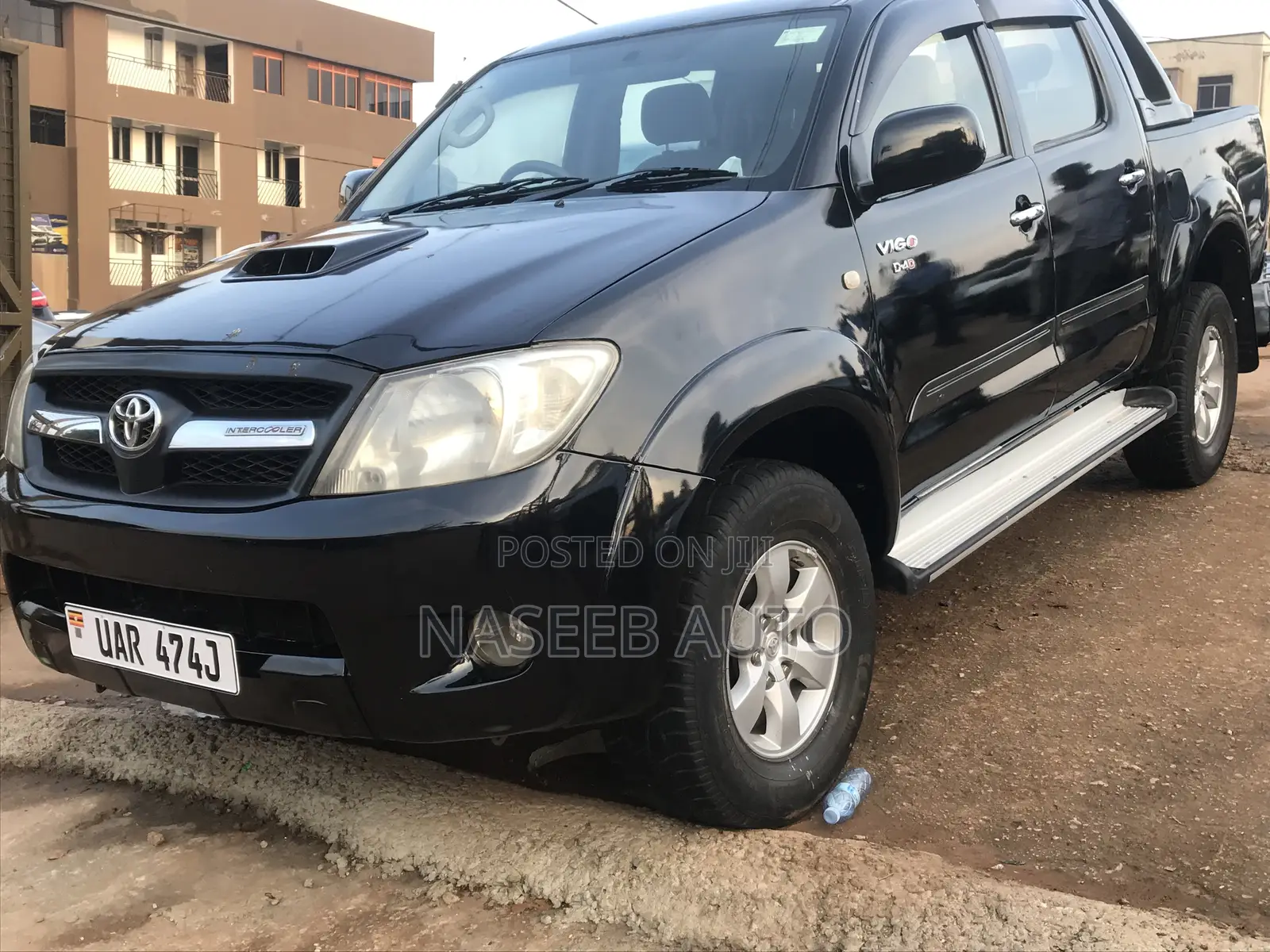 Toyota Hilux 2011 Black