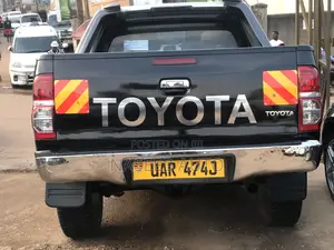 Toyota Hilux 2011 Black
