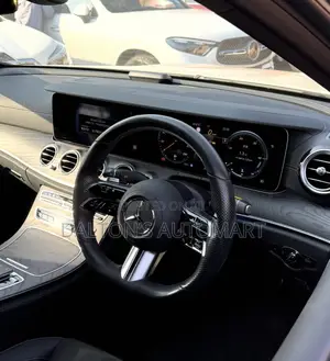 Mercedes-Benz E300 2020 White