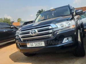 Toyota Land Cruiser 2015 Black