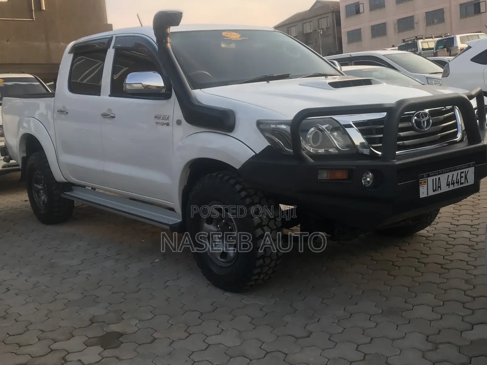 Toyota Hilux 2014 White