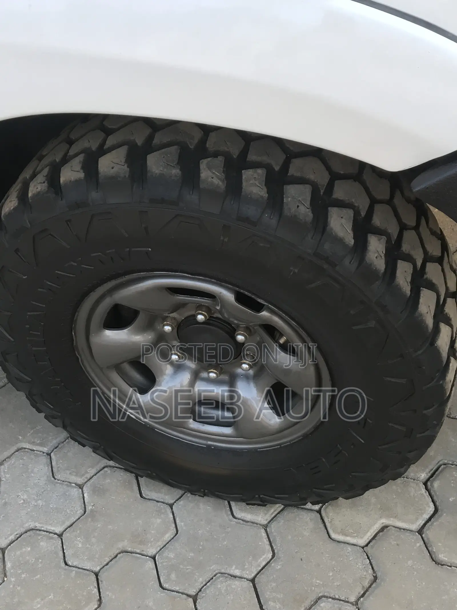 Toyota Hilux 2014 White