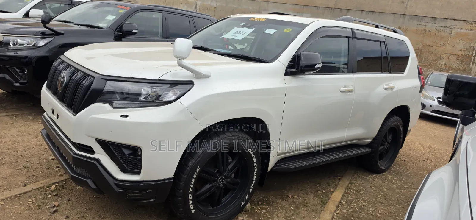 Toyota Land Cruiser Prado 2023 White