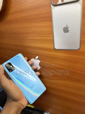 Samsung Galaxy A71 128 GB Blue
