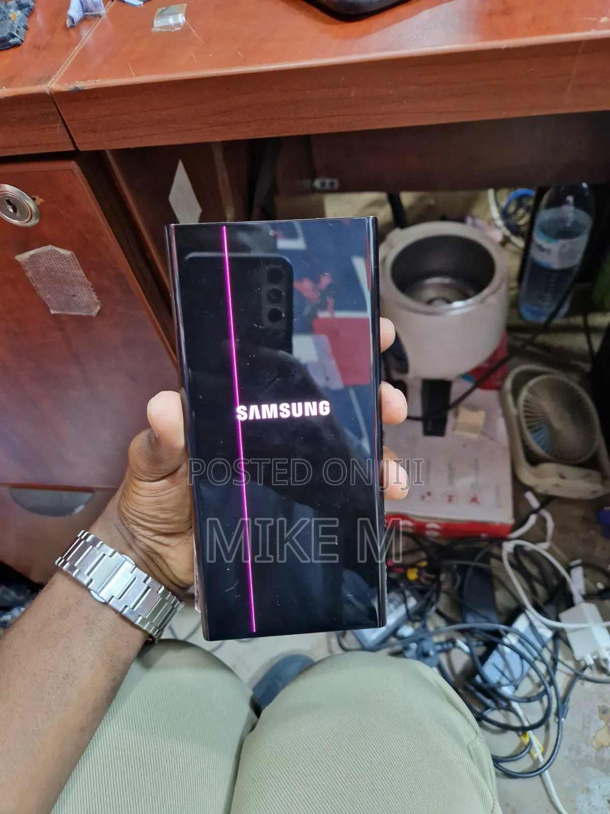 Note20 Ultra Original Screen Replacement With a Line.