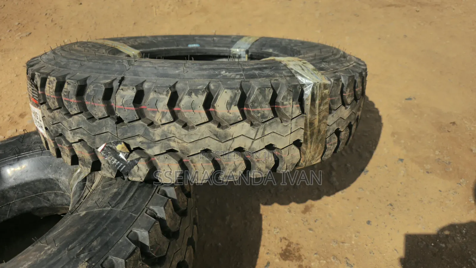 750r16 Onyx Tyres Mudgrip