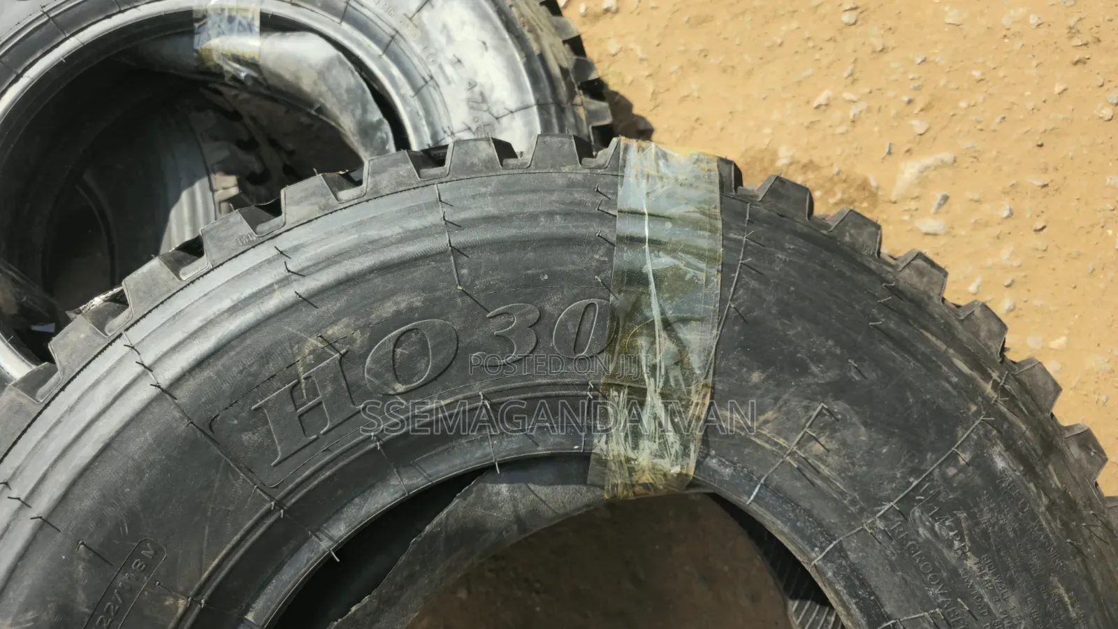 750r16 Onyx Tyres Mudgrip
