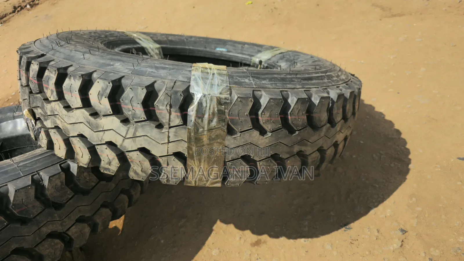 750r16 Onyx Tyres Mudgrip