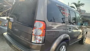 Land Rover Discovery 2013 Gray