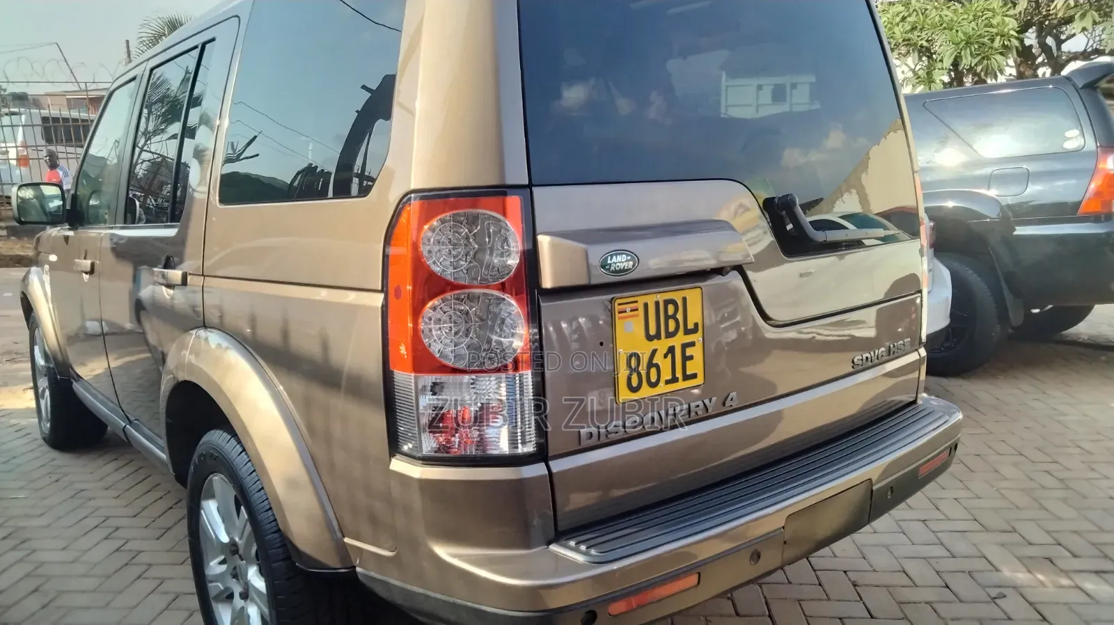 Land Rover Discovery 2013 Gray