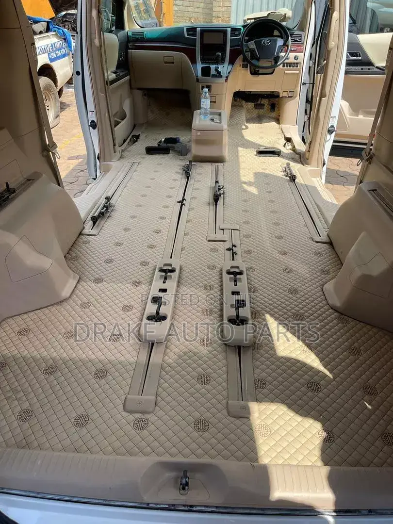 3d Carpet for All Cars Including Fixing Around Kampala and Areas