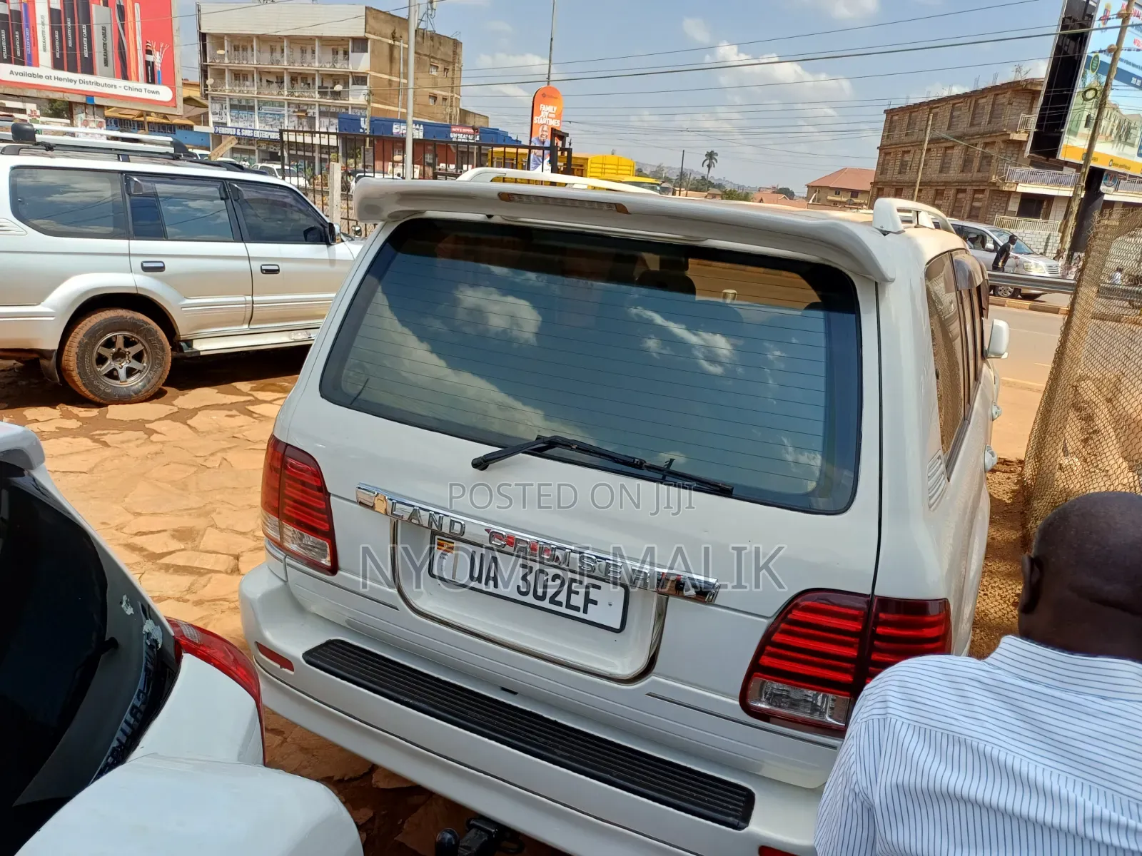 Lexus LX 470 Sport Utility 2006 White