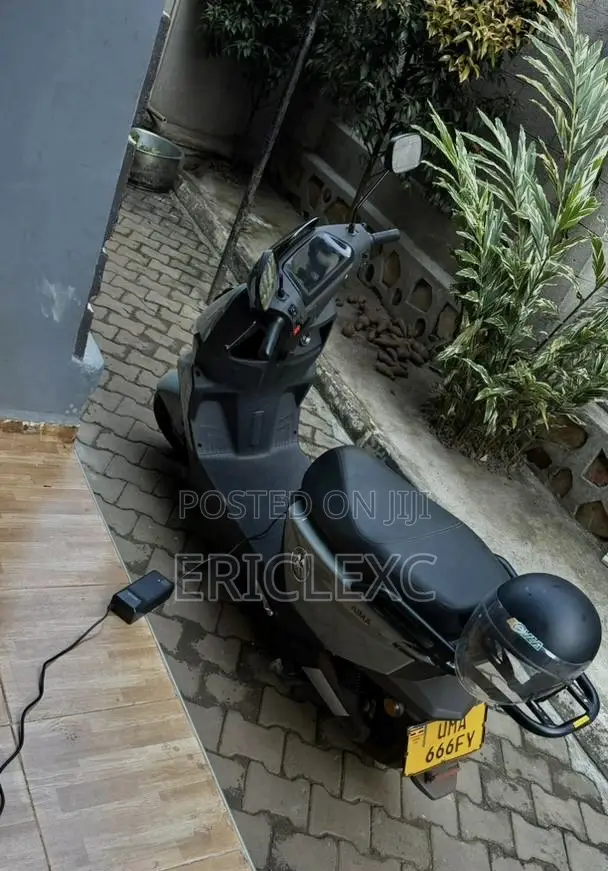 Motorcycle 2025 Gray
