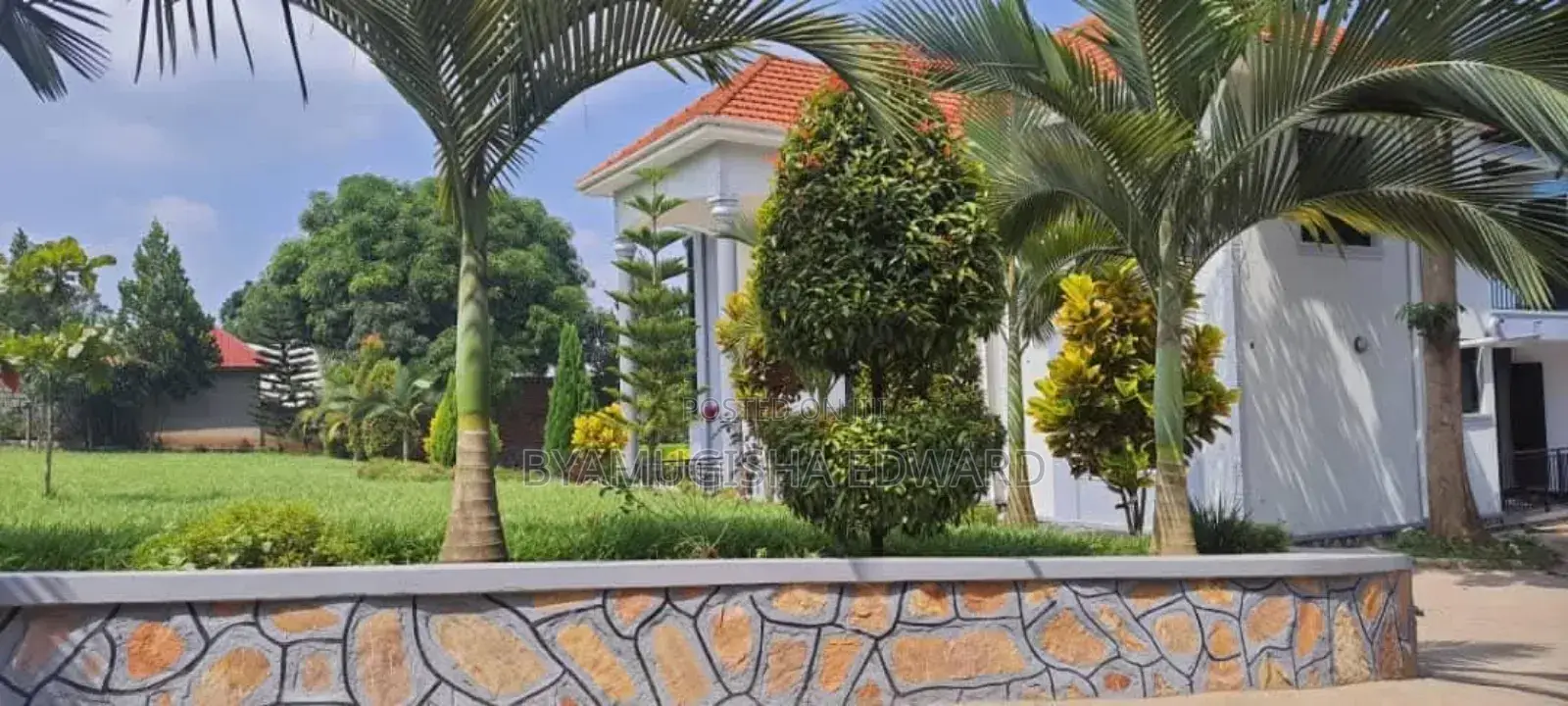 5bdrm House in Standalone Kisaasi, Central Division for rent