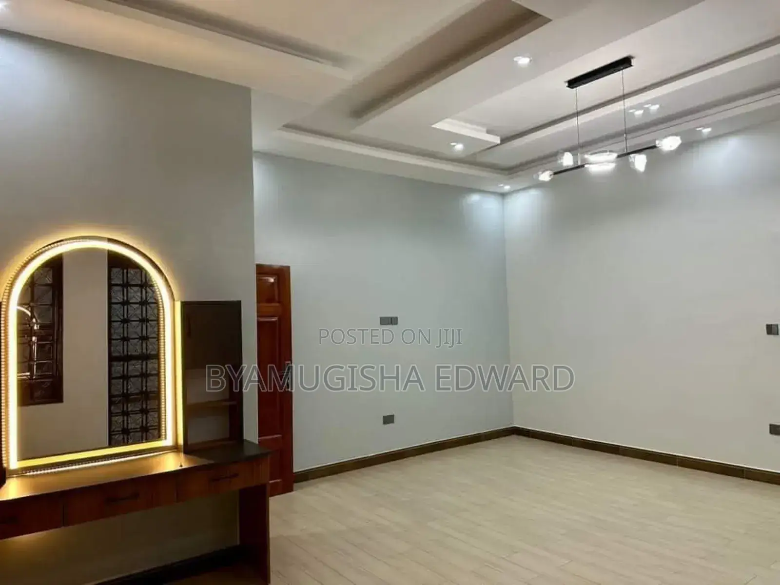 5bdrm House in Standalone Kisaasi, Central Division for rent