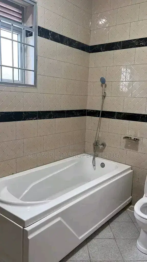 2bdrm Apartment in Kigo Munyonyo, Central Division for rent
