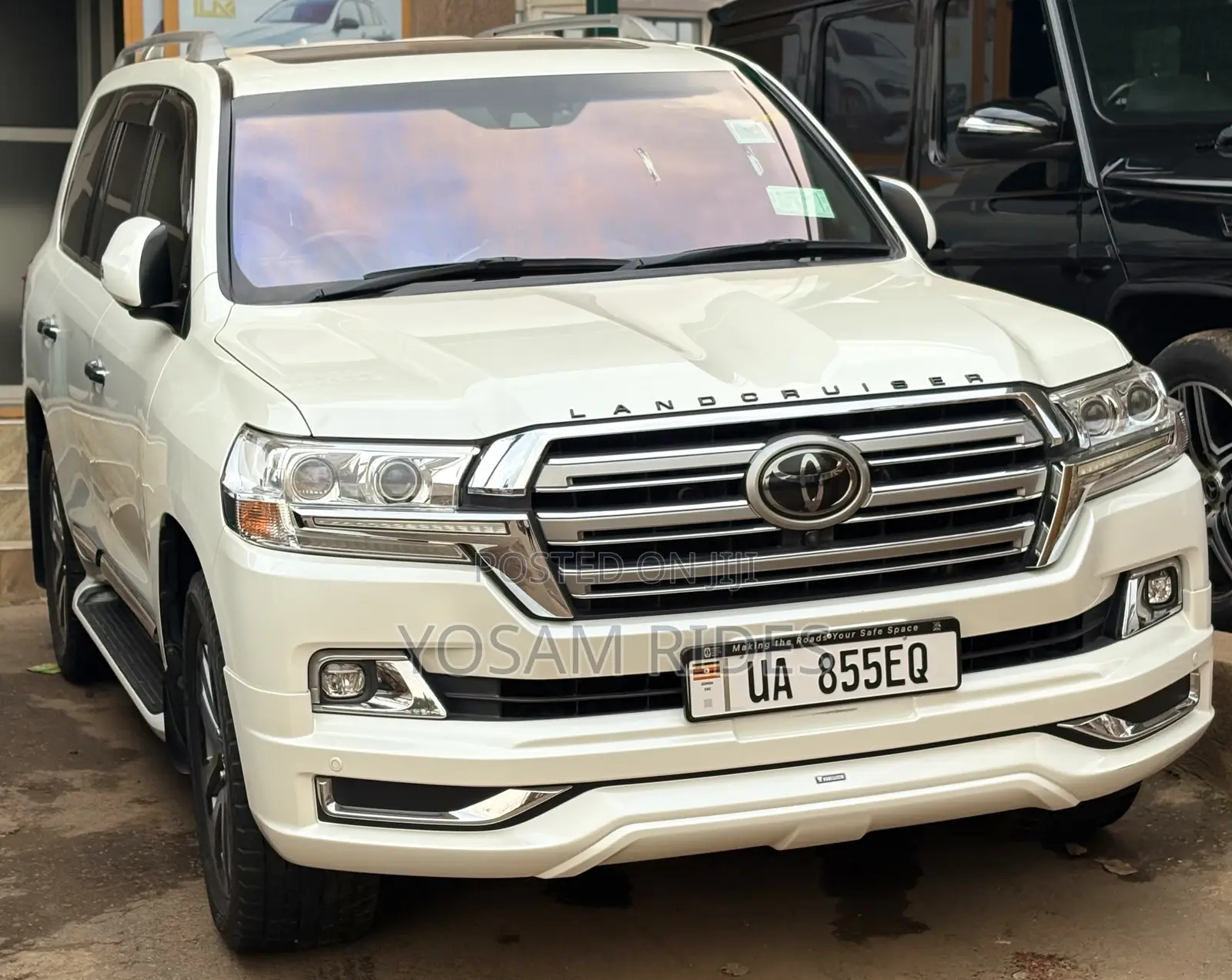 Toyota Land Cruiser 4.6 V8 ZX 2018 White