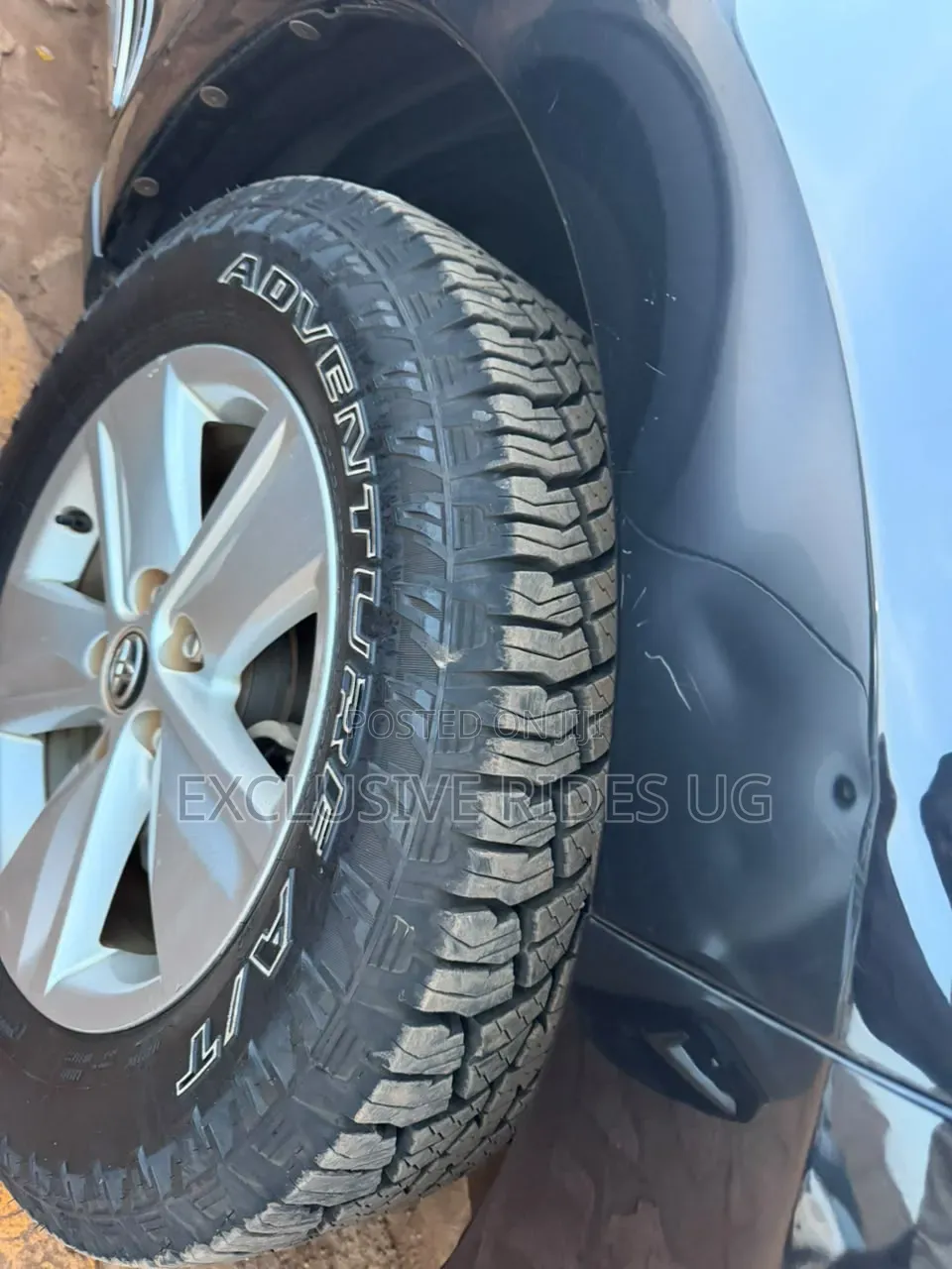 Toyota Harrier 2.0 2016 Black