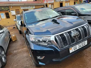 Toyota Land Cruiser Prado 2020 Black