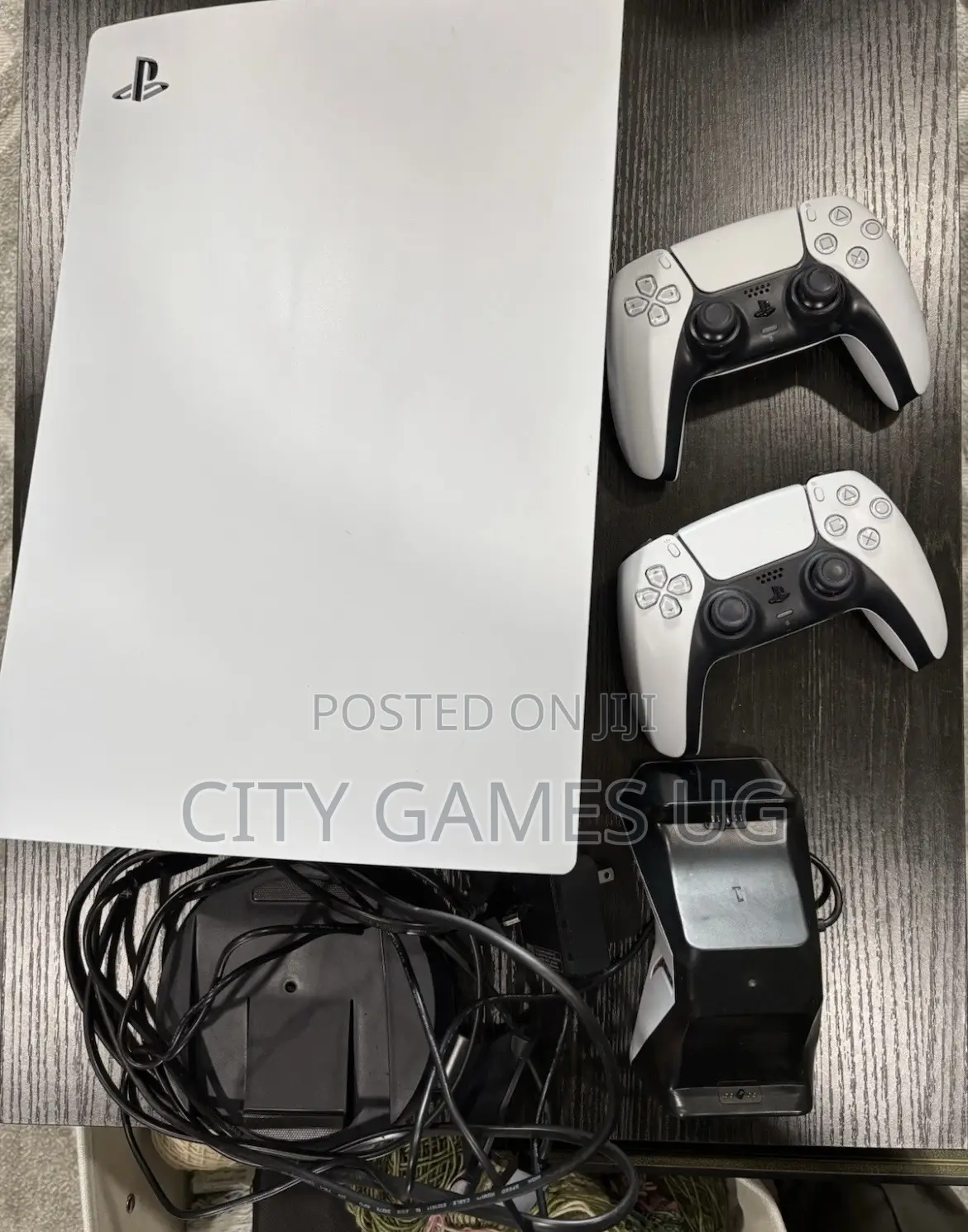 Sony Playstation 5 Disc 825gb M.2 SSD 2t Two Controllers 2 Games